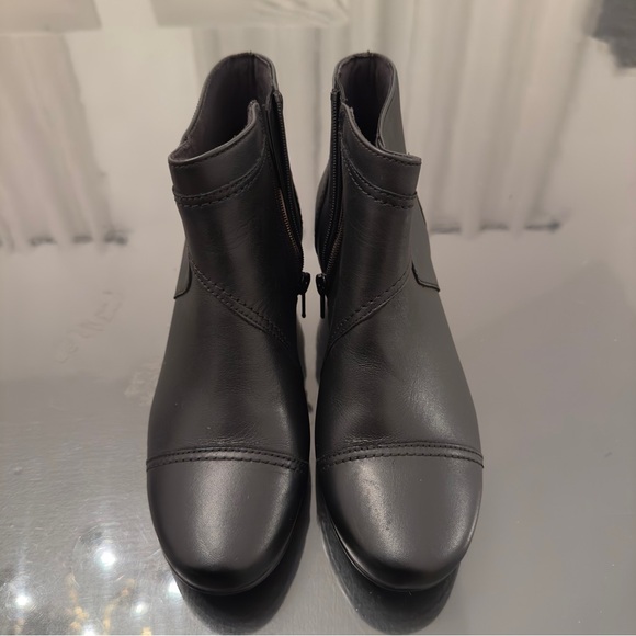 Clark’s Collection Emily Calle Boot Black Womens size 6 - Picture 2 of 6